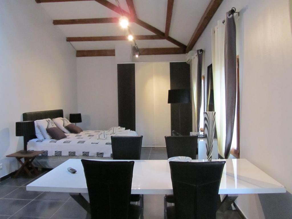 로크포르레핀 Le Mas Shabanou B&B 객실 사진